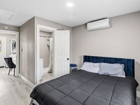 5914 Southcrest Street, Houston TX 77033