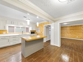 1207 Firnat Street, Houston TX 77022