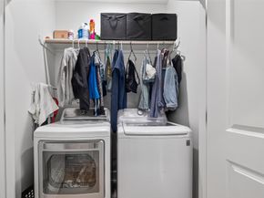 4804 Elysian Street C, Houston TX 77009