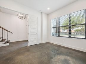 1120 Ennis Street, Houston TX 77003