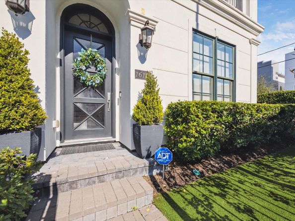 1619 Calumet Street, Houston TX 77004