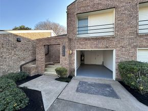 16160 Seahorse Drive, Houston TX 77062