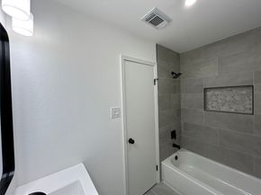 16160 Seahorse Drive, Houston TX 77062