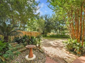 10 Clarewood Court, The Woodlands TX 77385