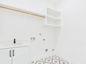 602 Jewett Street A, Houston TX 77009