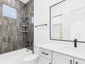 602 Jewett Street A, Houston TX 77009