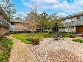 6472 BAYOU GLEN Road, Houston TX 77057