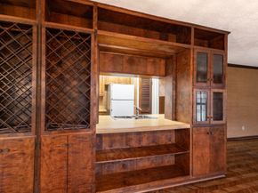 6472 BAYOU GLEN Road, Houston TX 77057