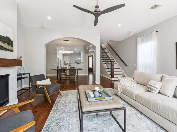 1540 Lawrence Street, Houston TX 77008