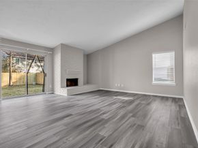 8 Still Glen Court, The Woodlands TX 77381