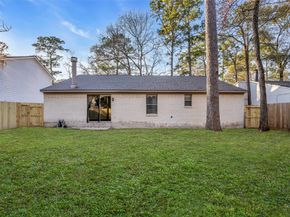 8 Still Glen Court, The Woodlands TX 77381