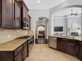 31 S Victoriana Circle, Spring TX 77389