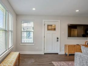 2905 Cleburne Street, Houston TX 77004