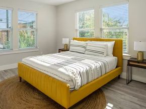 2905 Cleburne Street, Houston TX 77004