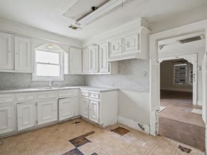 1218 Genova Street, Houston TX 77009