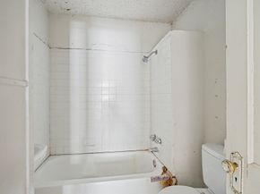 1218 Genova Street, Houston TX 77009