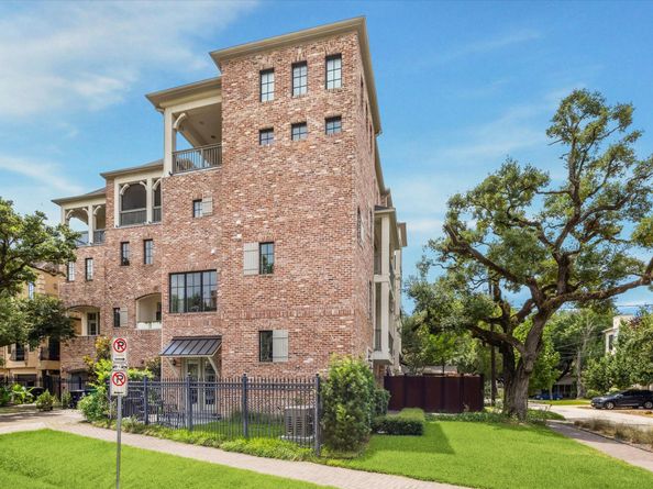 6331 Durford Street, Houston TX 77007