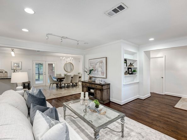 4606 Briarbend Drive, Houston TX 77035