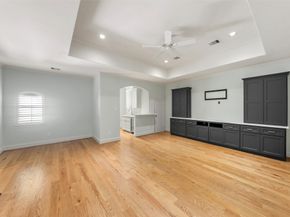 18 Wooded Park Place, The Woodlands TX 77380