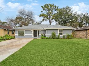 4718 Blanton Boulevard, Houston TX 77092