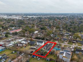 8622 Rayson Road, Houston TX 77080