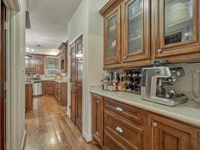 6 Meadow Cove Drive, Spring TX 77381