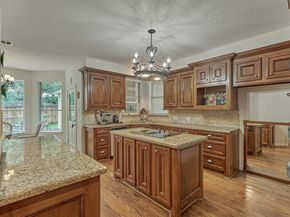 6 Meadow Cove Drive, Spring TX 77381