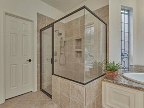 6 Meadow Cove Drive, Spring TX 77381