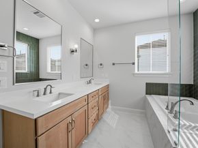 2708 Grand Fountains Drive A, Houston TX 77054