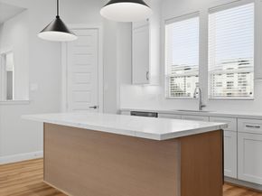 2708 Grand Fountains Drive A, Houston TX 77054