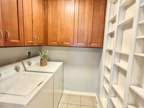 2800 Jeanetta Street 2810, Houston TX 77063