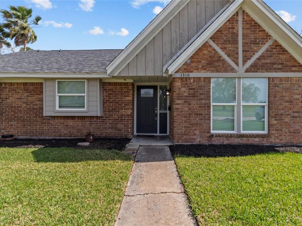 1310 El Dorado Boulevard, Houston TX 77062