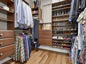 11403 Parkriver Drive, Houston TX 77070