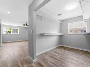 206 W North Hill Drive, Spring TX 77388