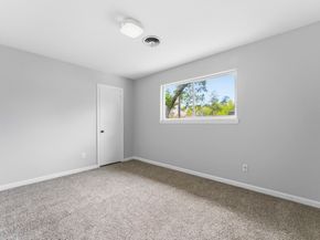 206 W North Hill Drive, Spring TX 77388