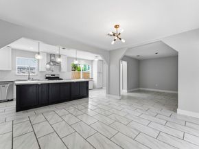 206 W North Hill Drive, Spring TX 77388