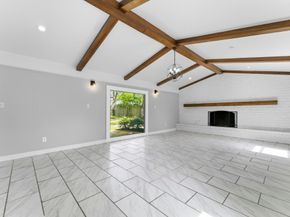 206 W North Hill Drive, Spring TX 77388