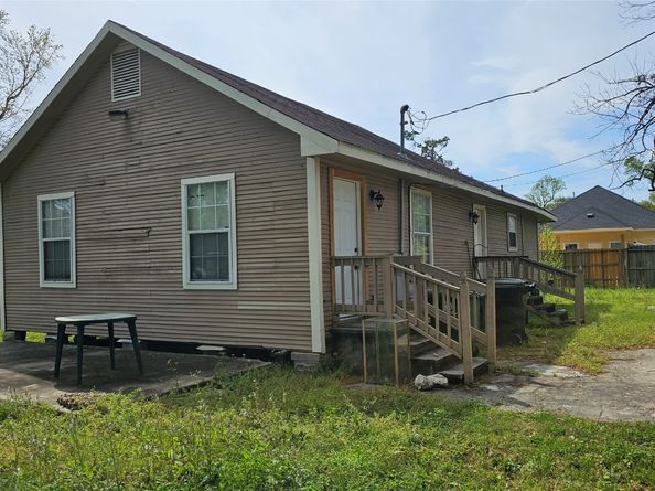 9313 Sandra Street, Houston TX 77016