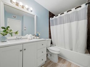 8523 Hearth Drive 35, Houston TX 77054