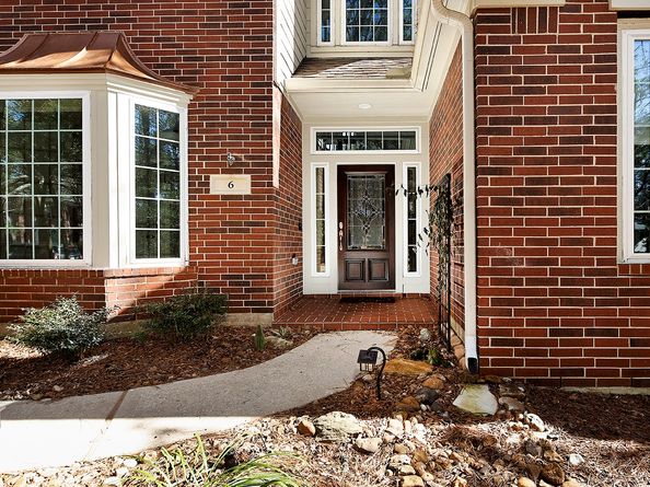 6 Thornbush Place, The Woodlands TX 77381