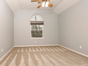 6 Thornbush Place, The Woodlands TX 77381