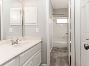 6 Thornbush Place, The Woodlands TX 77381