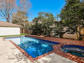 6 Thornbush Place, The Woodlands TX 77381