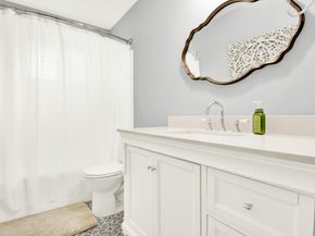 8903 Alcott Dr, Houston TX 77080