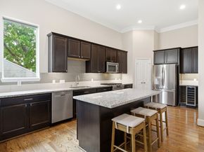 1617 Shearn Street, Houston TX 77007
