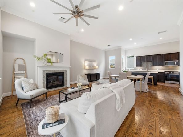 1617 Shearn Street, Houston TX 77007