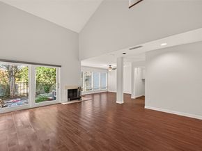 7655 S Braeswood Boulevard 47, Houston TX 77071