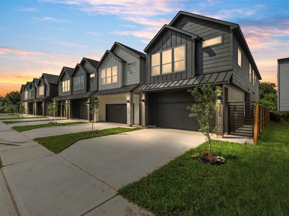 3733 & 3735 Lydia Street, Houston TX 77021