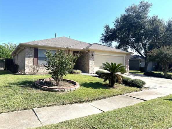 5914 Dream Court, Houston TX 77085