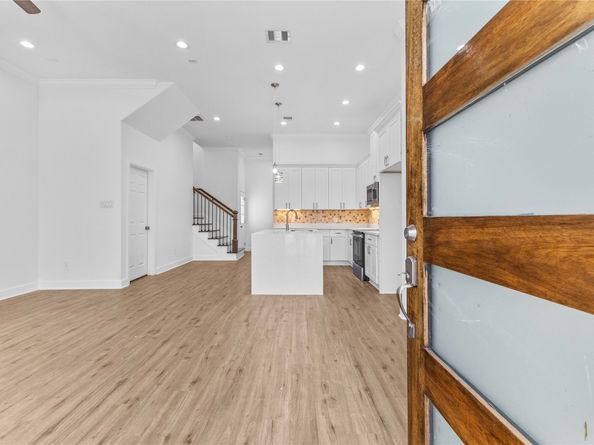 7805 Farnsworth Street A/B, Houston TX 77022